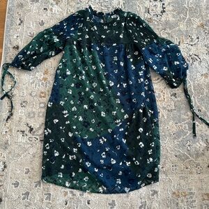 Susina dress size small